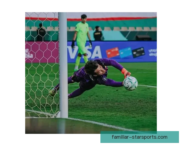 国足主场逆转夺冠创历史新篇章引爆球迷热情与亚洲劲旅巅峰对决赛